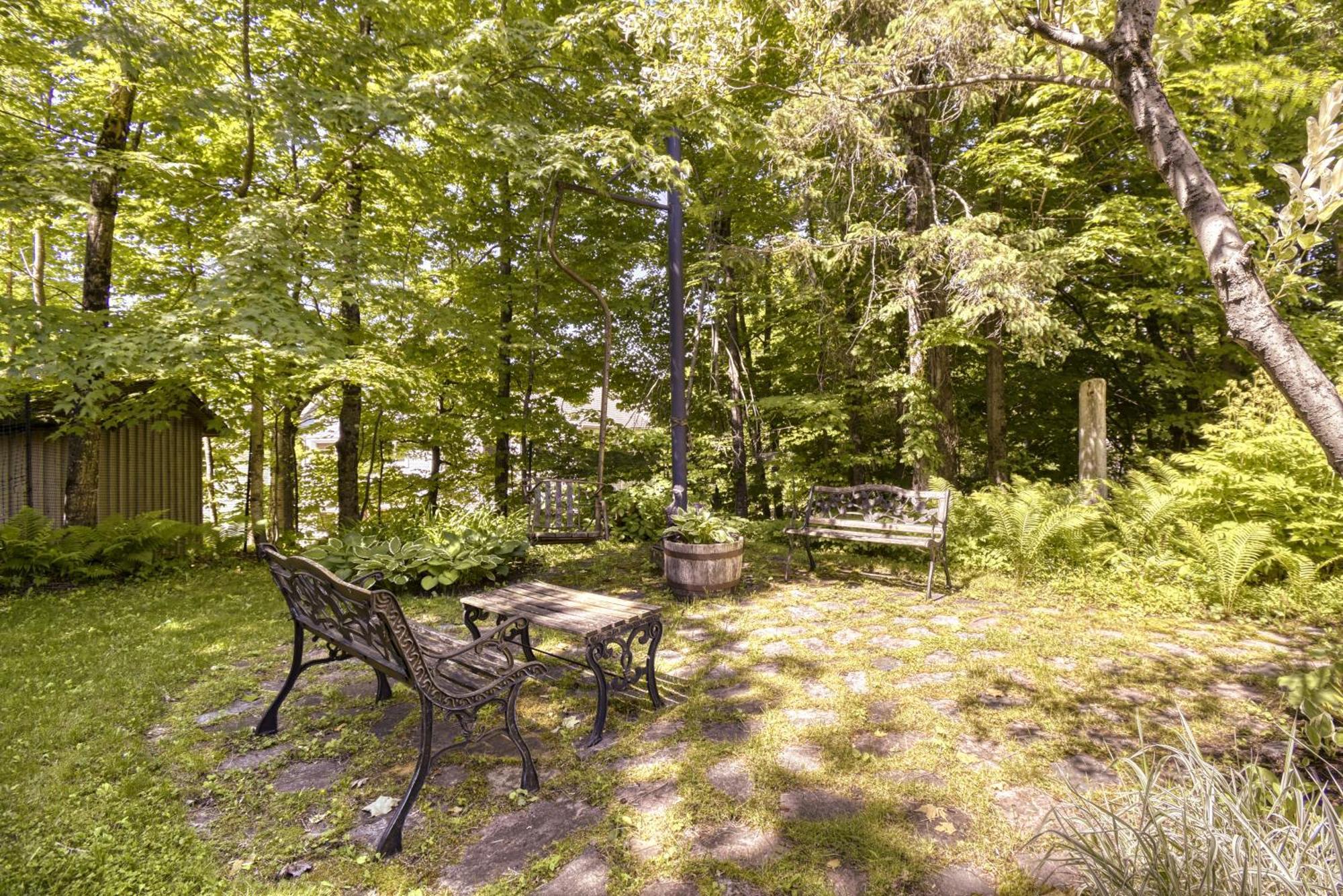 Auberge Le Lupin-Self Check-In มงต์-ทร็องบล็องต์ ภายนอก รูปภาพ