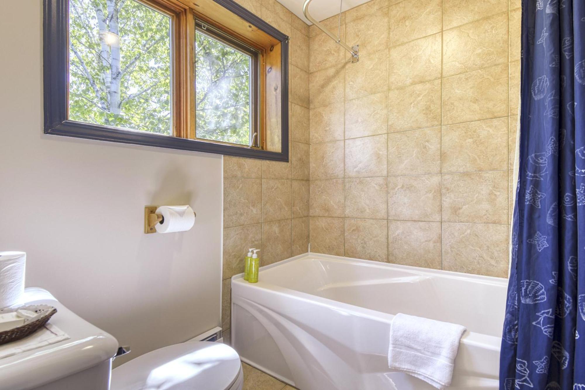 Auberge Le Lupin-Self Check-In มงต์-ทร็องบล็องต์ ภายนอก รูปภาพ