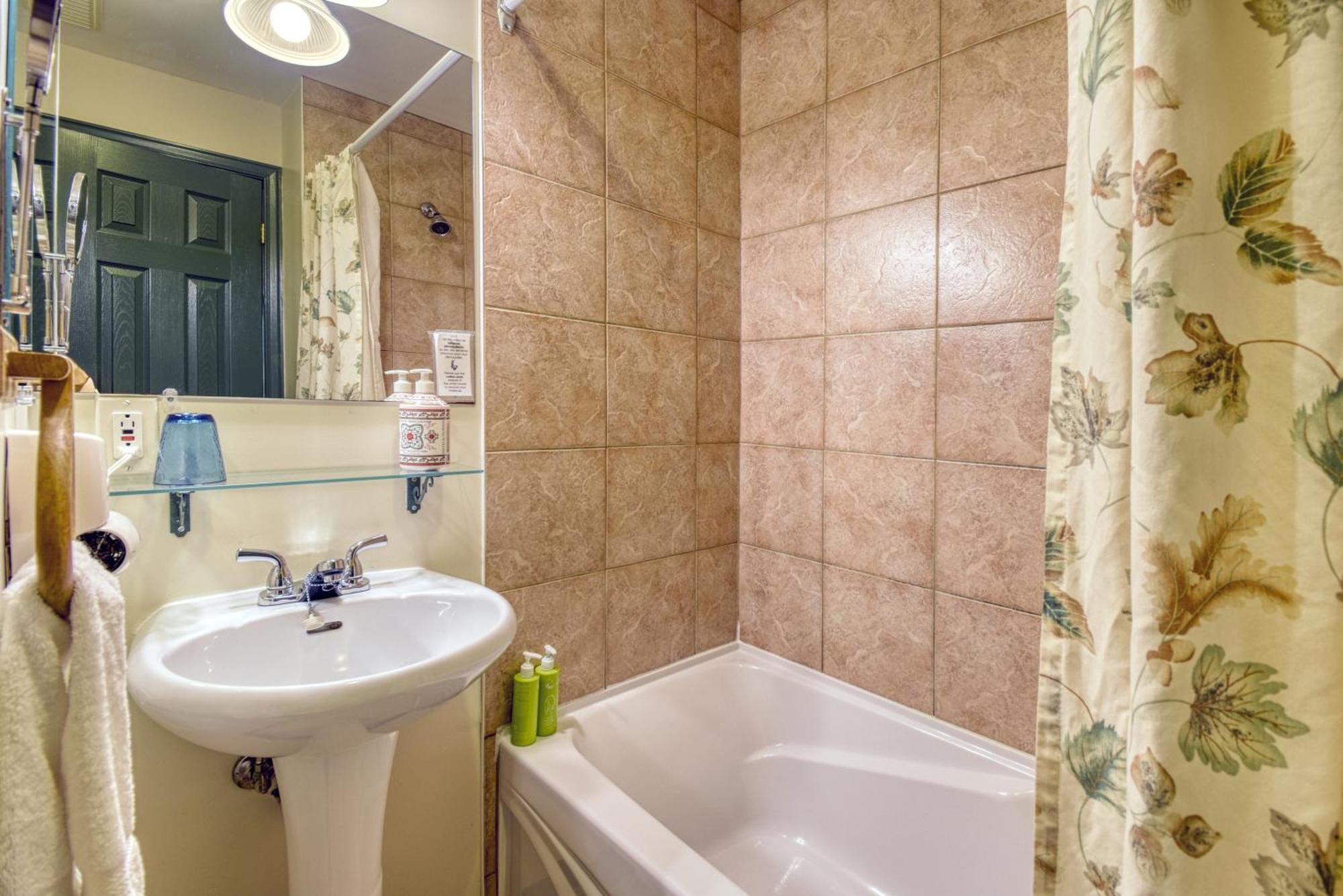 Auberge Le Lupin-Self Check-In มงต์-ทร็องบล็องต์ ภายนอก รูปภาพ